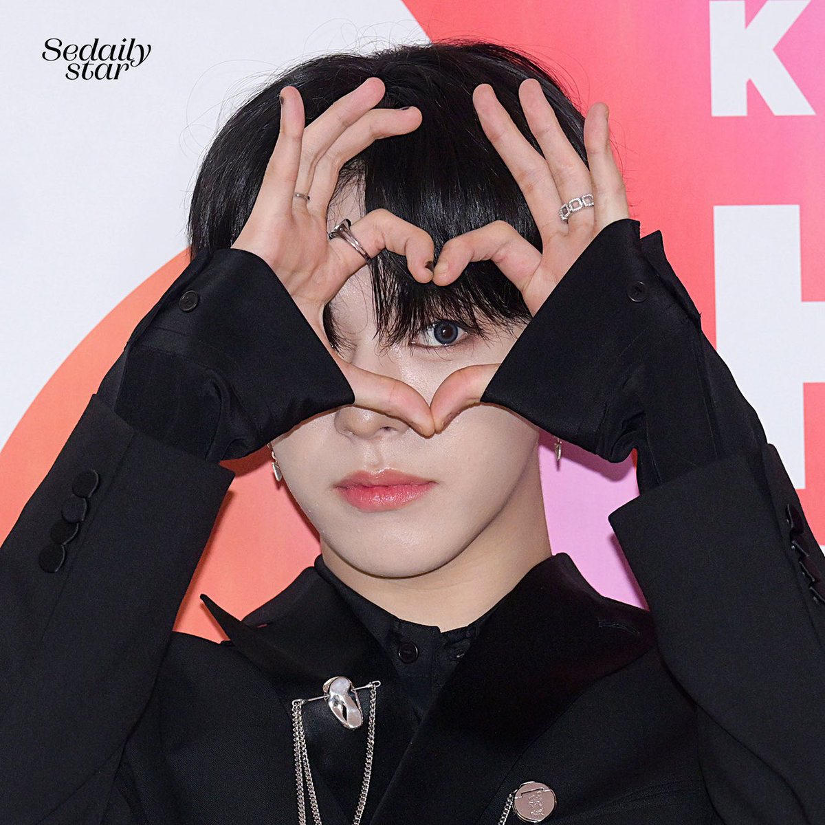 요뜨 tweet media