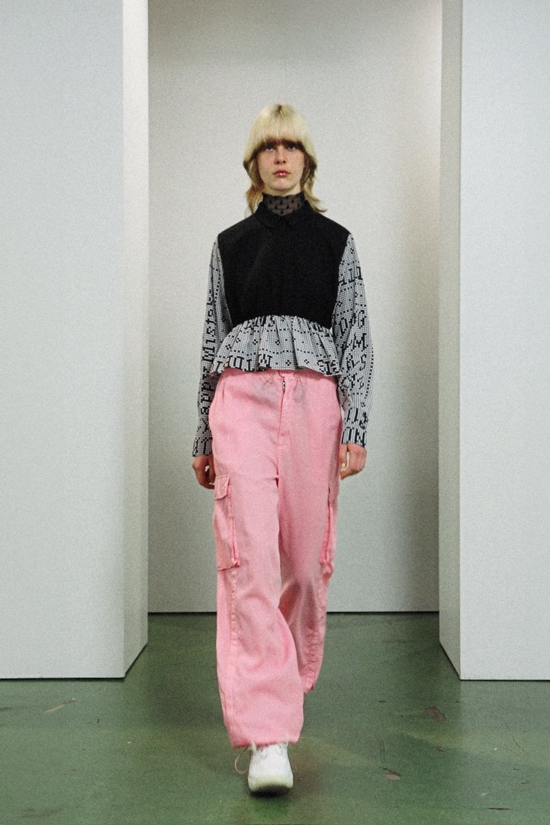 RakutenFWT's tweet photo. mintdesigns 2024 A/W collection
#RakutenFWT 公式ウェブサイトで全ルックをご覧いただけます https://t.co/G0sQYsLetZ
#mintdesigns #fashionweek #ファッションウィーク #24AW #RakutenFashionWeekTOKYO #tokyo https://t.co/ZcJxfSSrE0