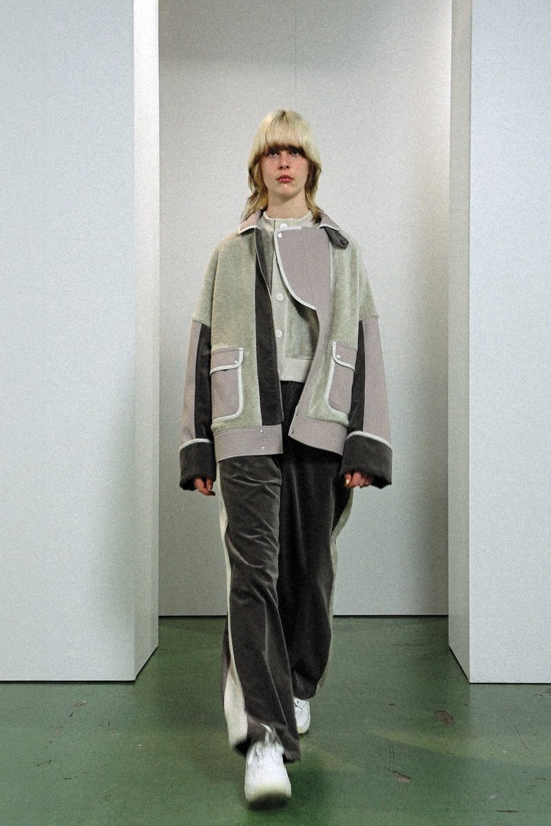 RakutenFWT's tweet photo. mintdesigns 2024 A/W collection
#RakutenFWT 公式ウェブサイトで全ルックをご覧いただけます https://t.co/G0sQYsLetZ
#mintdesigns #fashionweek #ファッションウィーク #24AW #RakutenFashionWeekTOKYO #tokyo https://t.co/ZcJxfSSrE0