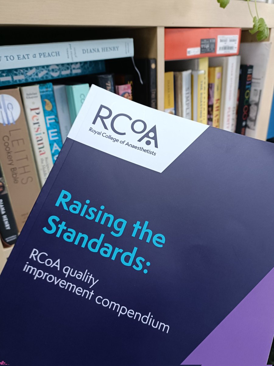Perhaps not to sit with my other recipe books, I got my paper copy of the college QI 'recipe book' today 😍. 410 pages, 136 recipes, over 200 authors! 🐘The more eco friendly version is here rcoa.ac.uk/safety-standar…