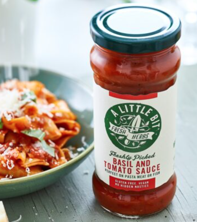 ProducedinKent's tweet image. If you’re looking to mix up your food offerings this Easter, why not give some of our dressings &amp;amp; sauces a try? Drizzle our Fresh Tarragon &amp;amp; Lemon Dressing over your lamb 

@alittlebitfood

alittlebit.co.uk

 #EasterRecipes #DressingsAndSauces #ALittleBit