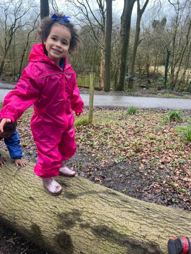 BWS_EYFS's tweet photo. Kindergarten loved exploring the woods on Thursday during Forest School with Mr Grant 🌳🍃🪵 https://t.co/oyOnN0kKK7