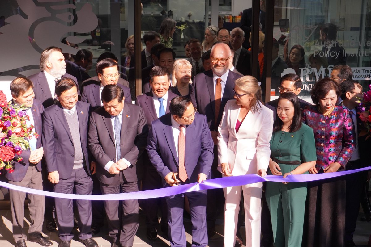 It was an honour to moderate an event with #Vietnam's Prime Minister Phạm Minh Chính giving a keynote speech last week. At the sidelines of upgrading 🇦🇺🇻🇳 relationship to #ComprehensiveStrategicPartnership, and at the core of its meaning, are the people-to-people links.