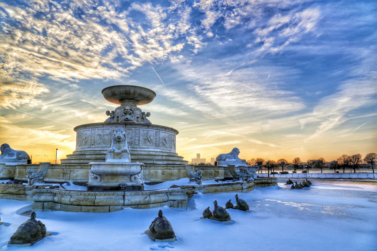 Hour_Detroit's tweet photo. #BeautifulDetroit | 📷 Chris Ahern https://t.co/ZOE4HAhBy5