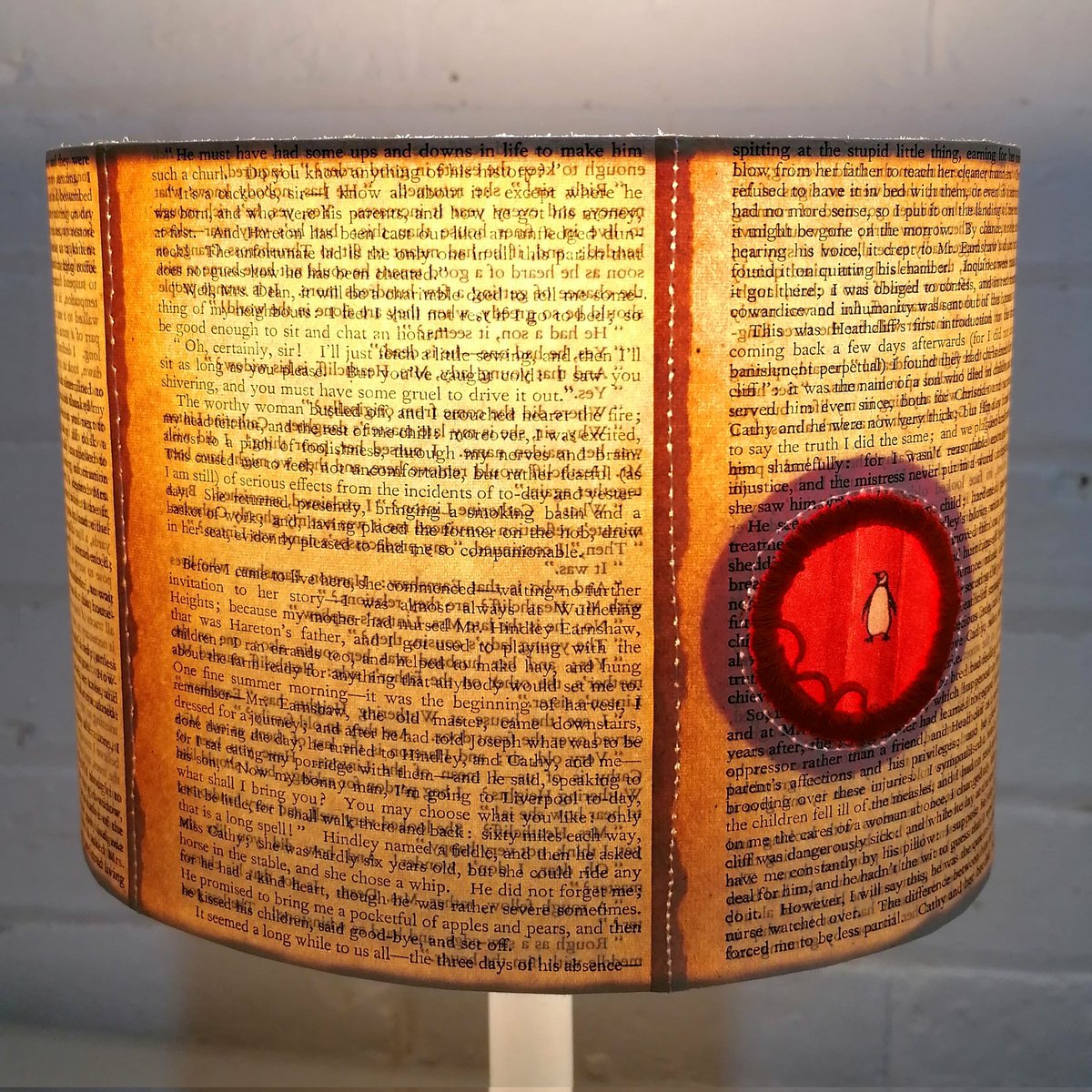 paperjennifer's tweet photo. More of my Lozenge Light Shades have also just arrived at the beautiful @Hawksbys in Haworth
#jennifercollier #contemporarylighting #stitchedpaper #sitespecific #hawksbys #haworth #bronte #emilybronte #wutheringheights #penguinbooks #penguinorange #handstitch #picotstitch https://t.co/5SEL2jMg6J