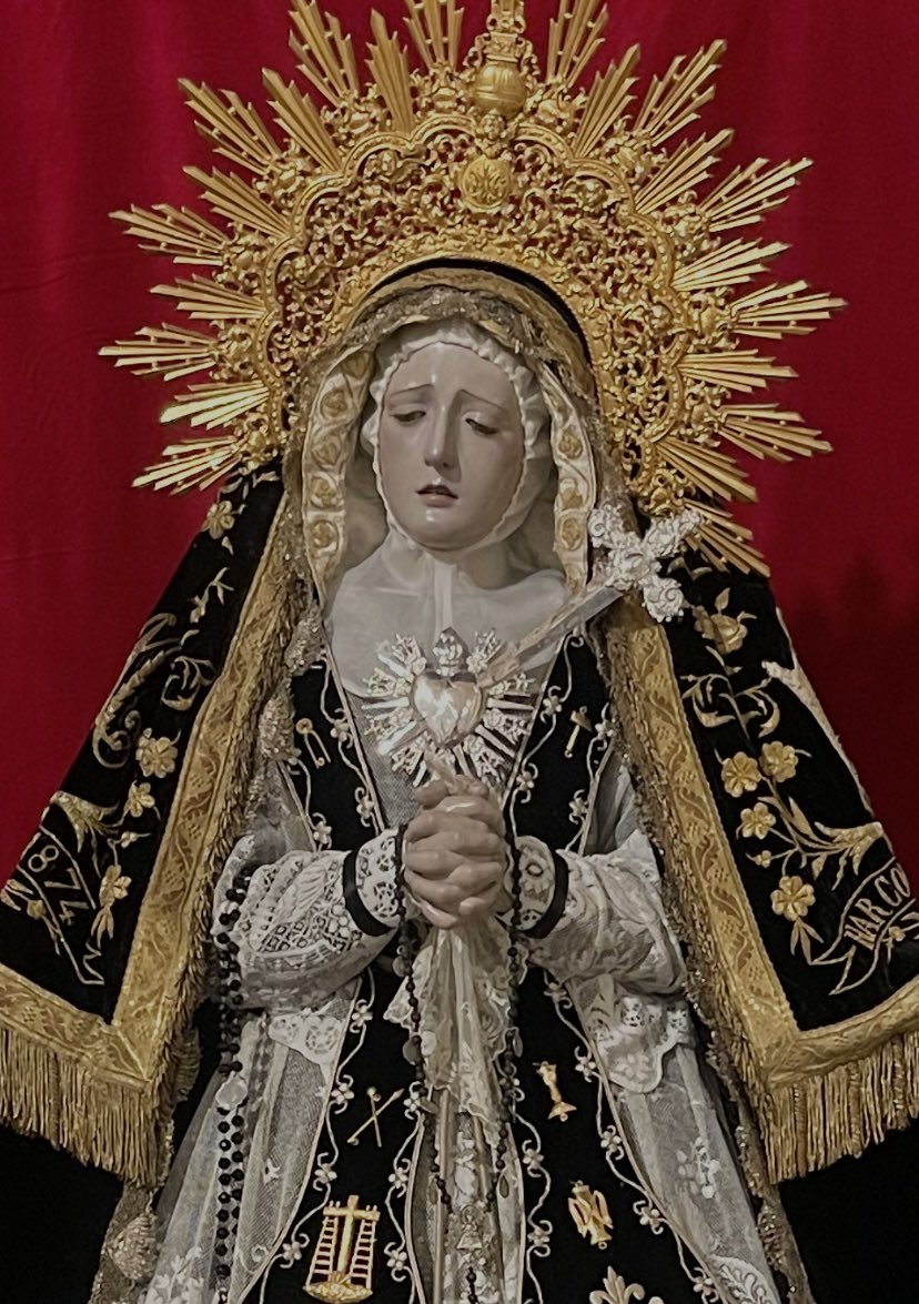 doloresdlpuente's tweet photo. Primer dolor: La profecía de Simeón.

“Mira, Éste está puesto para que muchos caigan y se levanten en Israel; será como una bandera discutida, y a ti, una espada te atravesará el corazón”

Ejercicio del septenario y Eucaristía:

🕑11:30h
📍Iglesia de Sto. Domingo

#CofradíasMLG https://t.co/aB5LzVQsCV