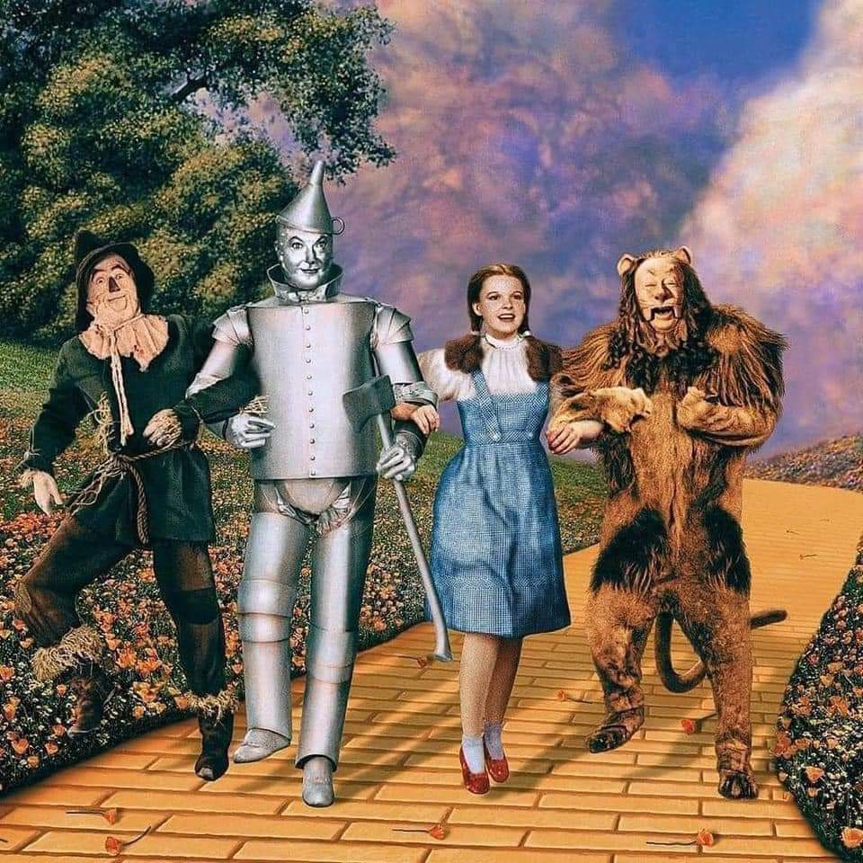 ThrillaRilla369's tweet image. &quot;Follow the yellow brick road&quot; basically means follow the money, which I&apos;ve been trying to tell you for years..♥️ 

Pay no attention to the man behind the curtain...

The wonderful wizard of oz🤔.

&quot;The Wizard of Oz = Ounces of Gold. The Yellow Brick Road = Bricks or Gold Ingot.…