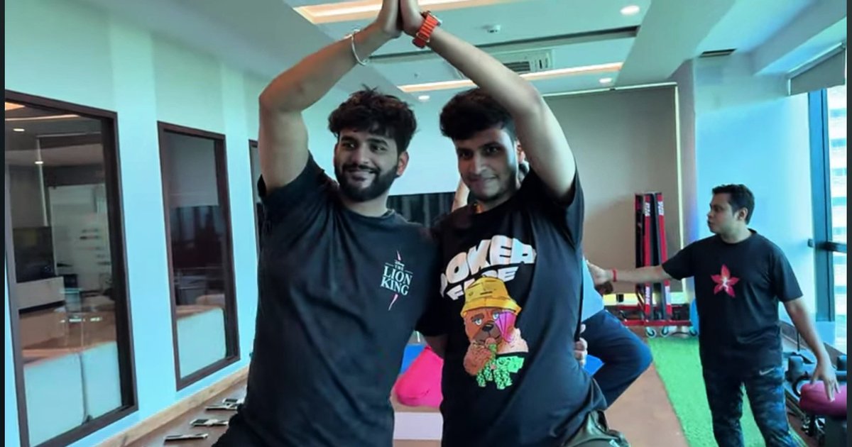 parida_tanisha's tweet photo. Brother love ❤️🧿🤌
Kitne pyare hai dono 🧿
#AbhishekMalhan 
#TriggerInsaan https://t.co/9oDxVtvSD7