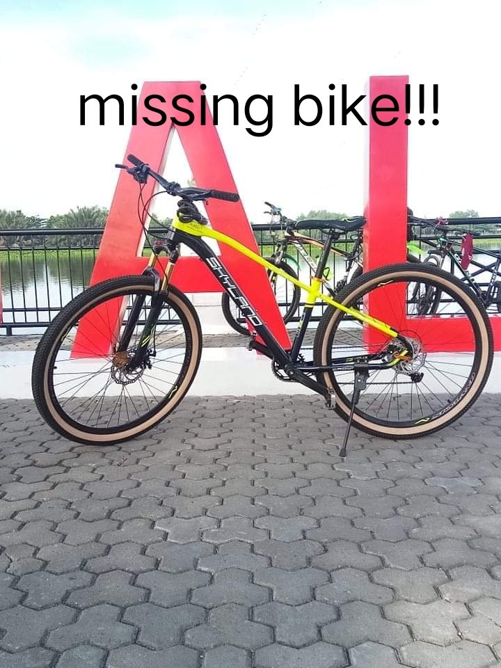 Mhaila10's tweet photo. BAKA MAY MKAPAGBENTA PO SA INIO NG NAKAW NA BIKE!!!
PKICONTACT LANG PO ANG Brgy Lawang Bato OR MAGTXT SA 09198487542 / 0950740747
 details ng Bike, sana makita at mabalik pa siya. 😥
MTB SKYLAND 29ers
Color ng frame ay neon green po.
May nakasabit din pong bike bag kulay orange. https://t.co/9rzYvfzFeN