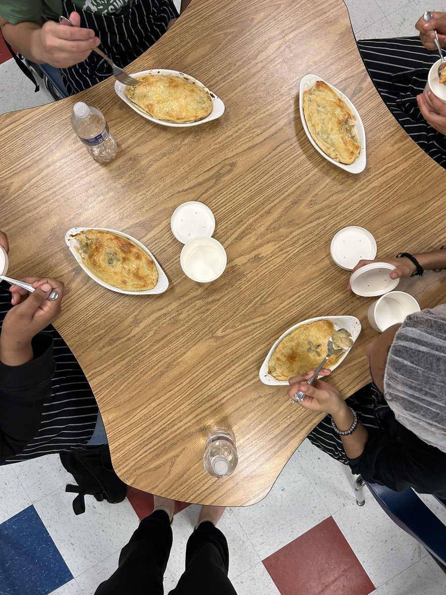 Miss Hicks tweet media