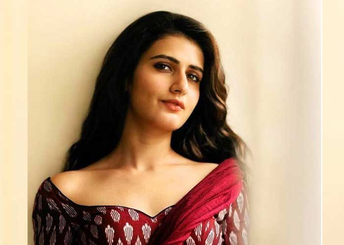 yespunjab's tweet photo. Fatima Sana Shaikh reveals she had a 'Goth phase' in her college days

#FatimaSanaShaikh #GothPhase #College #Actress #Bollywood #LakmeFashionWeek #YesPunjab
@fattysanashaikh

https://t.co/c8LYao2cMj https://t.co/ND7SYZxBTa
