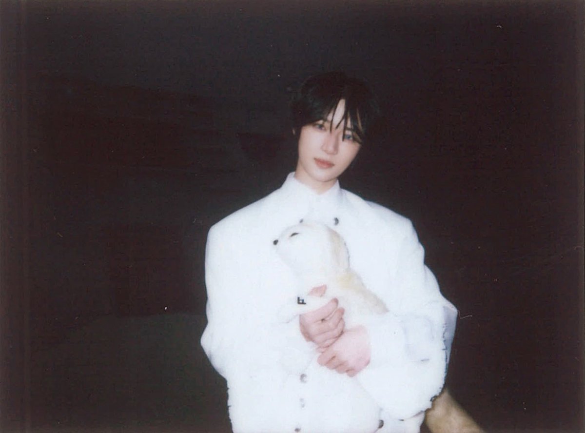 Bam2gyu_'s tweet photo. ‘minisode 3: TOMORROW’ Concept Trailer
Photo Sketch #범규 #BEOMGYU https://t.co/N5SWTrTAPL
