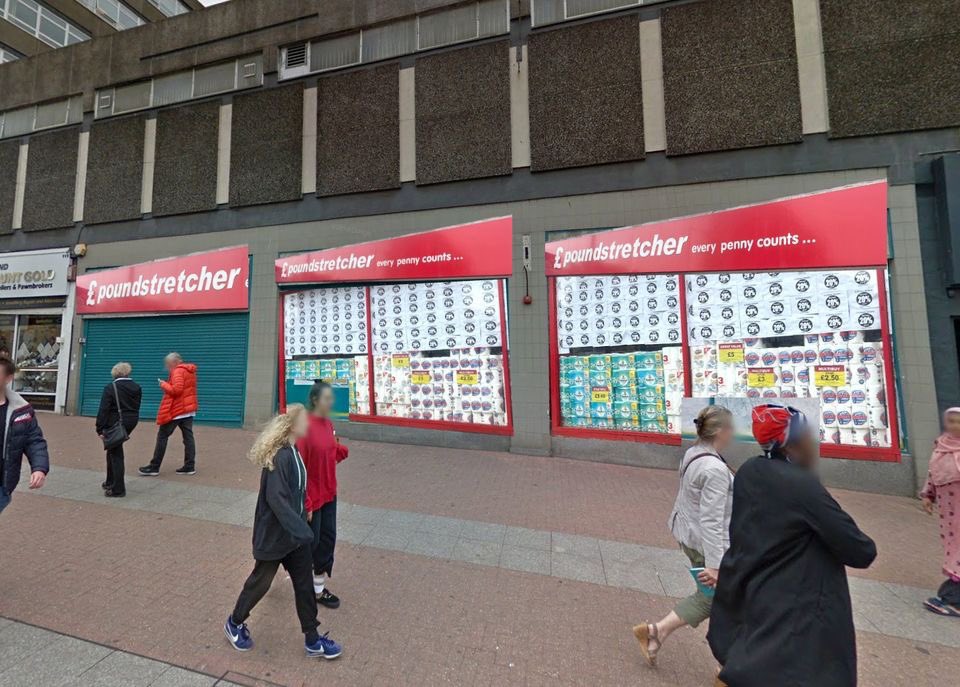 People have asked for new stores to open in Southend High St, to entice shoppers back. We can now reveal that a new Poundstretcher is opening soon. The discount retailer is taking over a unit that has been empty for 6 years. What brands would you like to see come to Southend?