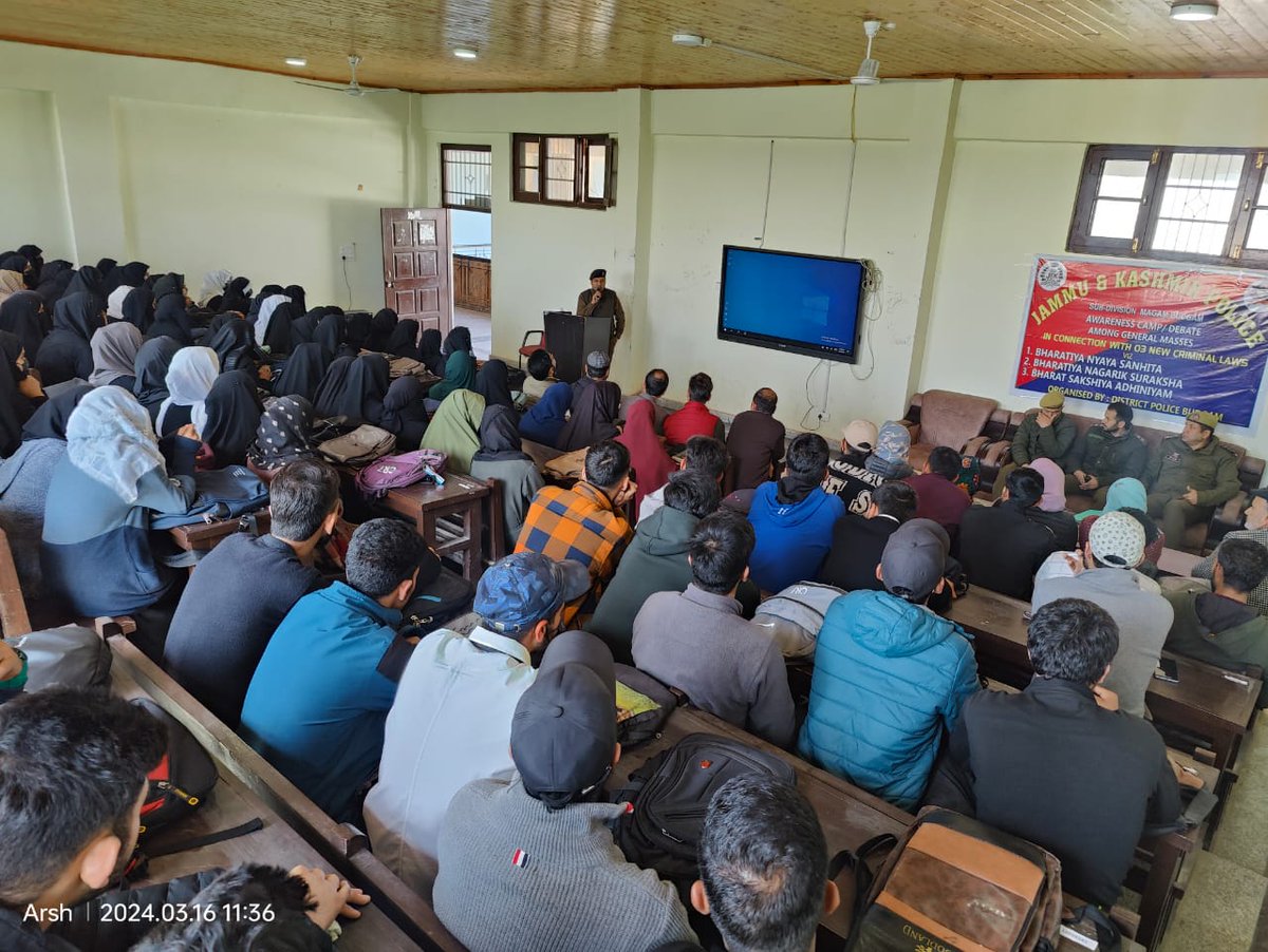 *Three day awareness Programme on the new criminal laws conducted by Budgam Police*. @JmuKmrPolice @KashmirPolice @DIGCKRSGR