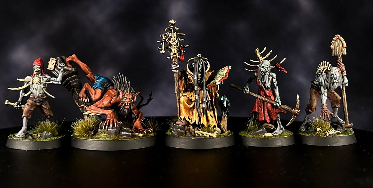BattleMalletHQ's tweet photo. @alcpwnd has done another incredible job, this time painting up #ZondarasGravebreakers from #WarhammerUnderworlds.

Thanks to Games Workshop for sending us an advance copy for review!

#AdWIP 
#WHU
#WarhammerCommunity 
#Deathgorge
#SoulblightGravelords
#taleasoldastime🌹 https://t.co/PHekHvDOp1