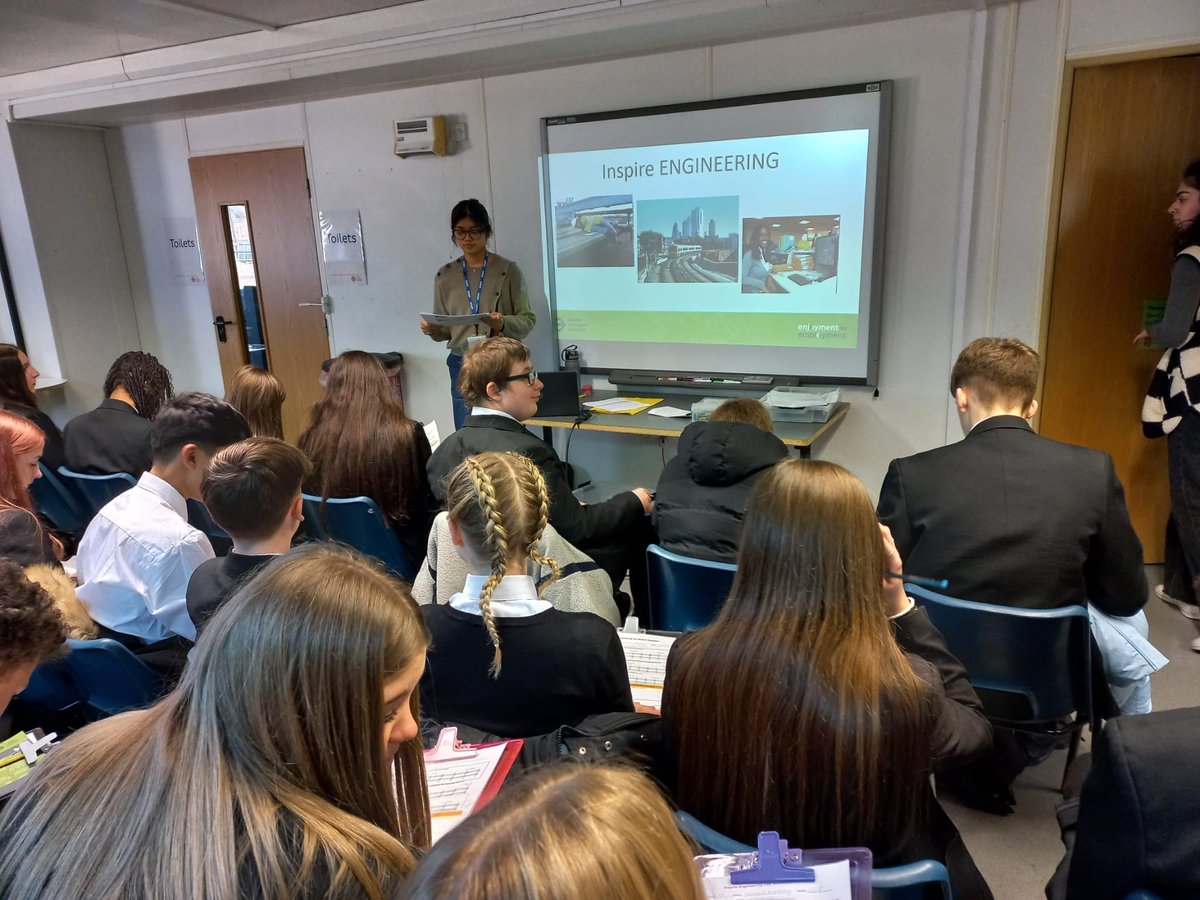 hartshillacad's tweet photo. Last week, the Science Department took 60 Year 10 pupils on a trip to the London Transport Museum for a day of engineering activities. The STEM 5 event was organised by the Heart of England Community Rail Partnership in collaboration with the Smallpeice Trust. https://t.co/4sOTihNc6Z