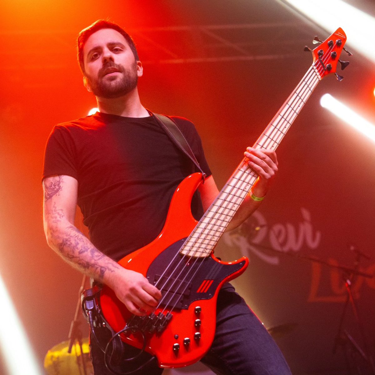 🔥DAMNED DARK FESTIVAL 🔥
.
🕸️ 02.03.2024 🕸️
.
🎸 @oceanshann 🎸
.
Pic by 📸 <a href="/mctphoto/">Moncton Photography</a> 
#guitar #band #wtof #wheretheoceansfall #metalcore #madrid #lights #lightson #pic #picoftheday #photo #photography  #photooftheday  #strings #4strings #5strings #dingwall #bass #bassman