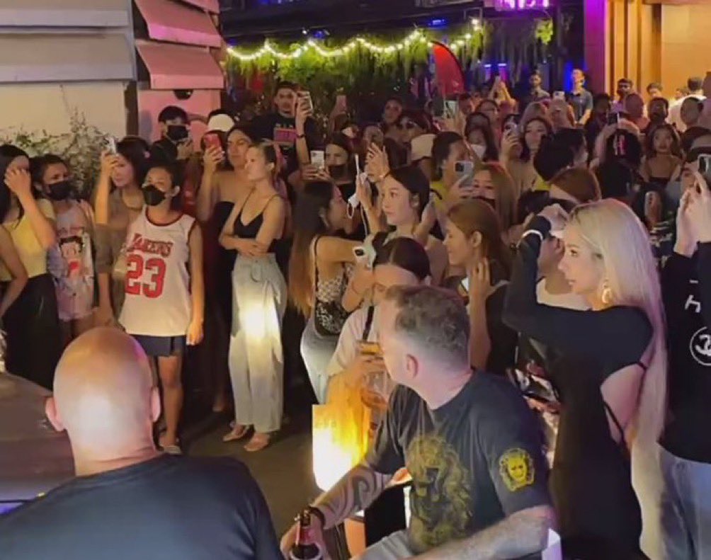 ประชากรDek67หน้าตึกทปอ.ตอนนี้ค่ะคุณกิตติ #Alevel67