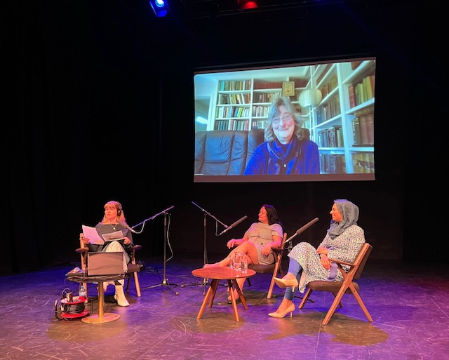 Join @claudiahammond & a panel of global experts @bbcworldservice at 7pm this evening for 'The Science of The Menopause' - @DrNighatArif @ProfJoyceHarper @UMassAmherst @WHO @bbchealth @BBC @overthebmoon @IntlMenopause @niscifest @petabeeuk @MenopauseOrg @BrMenopauseSoc @guardian