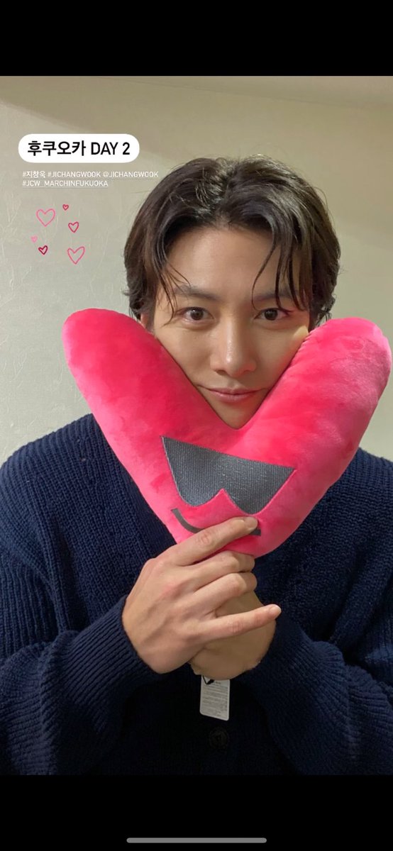 大好きな오빠に会えた♡
優しさ溢れてて歌も上手で完璧すぎます！
ヒーラーとサムダルリのOST歌って
くれて最高だった。
またヒーラー見返そうかな💓
チケットお譲りした方優しいお姉さんで
良い出会いだったな🥹🫶
毎日チャンウクさん聴いてます🥰
 #チチャンウク #jichangwook  #지창욱