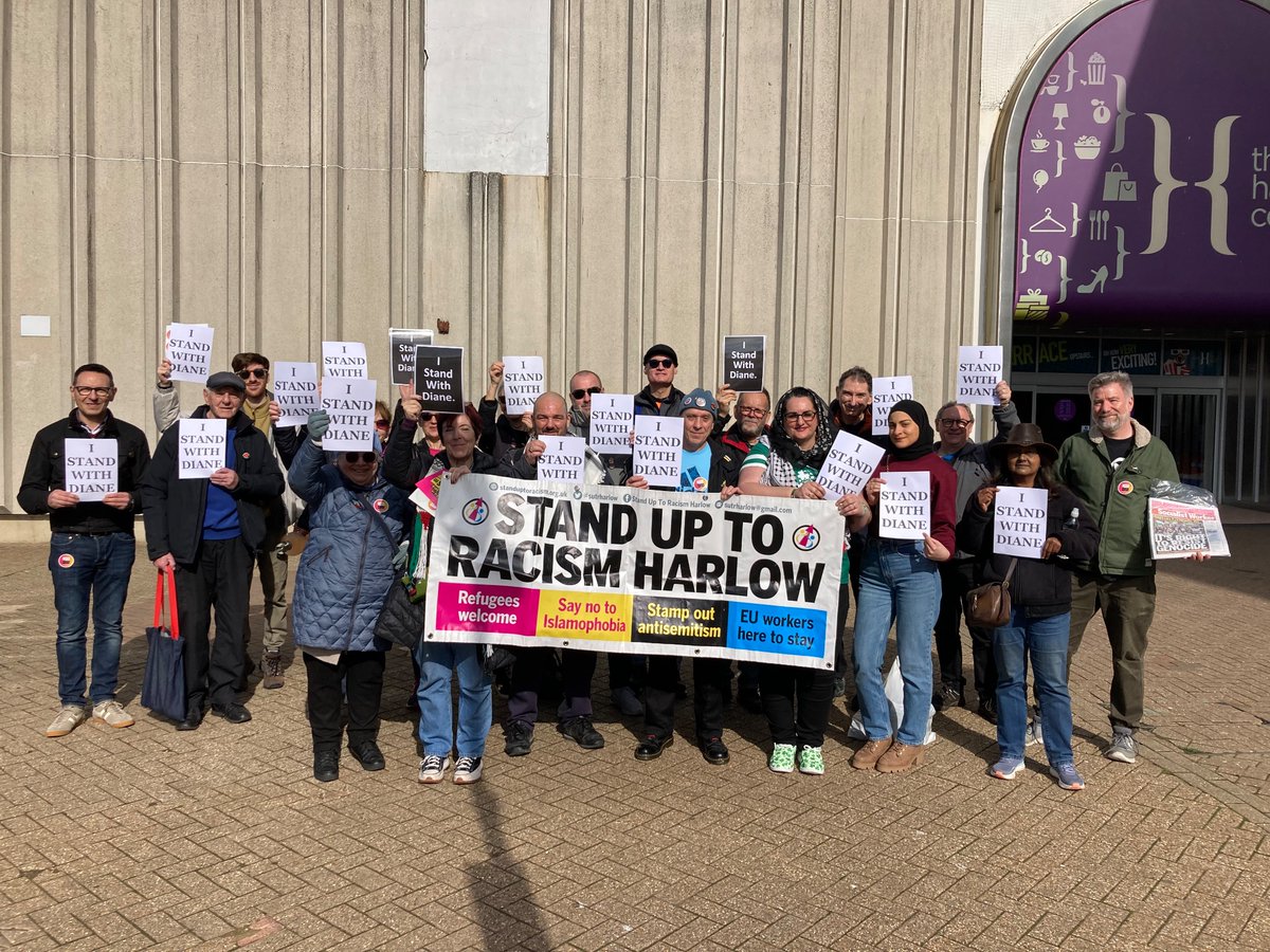 Harlow SUTR says 'solidarity with @HackneyAbbott !' as we leave for today's #StopRacism demo. See you there! @AntiRacismDay @yourharlow