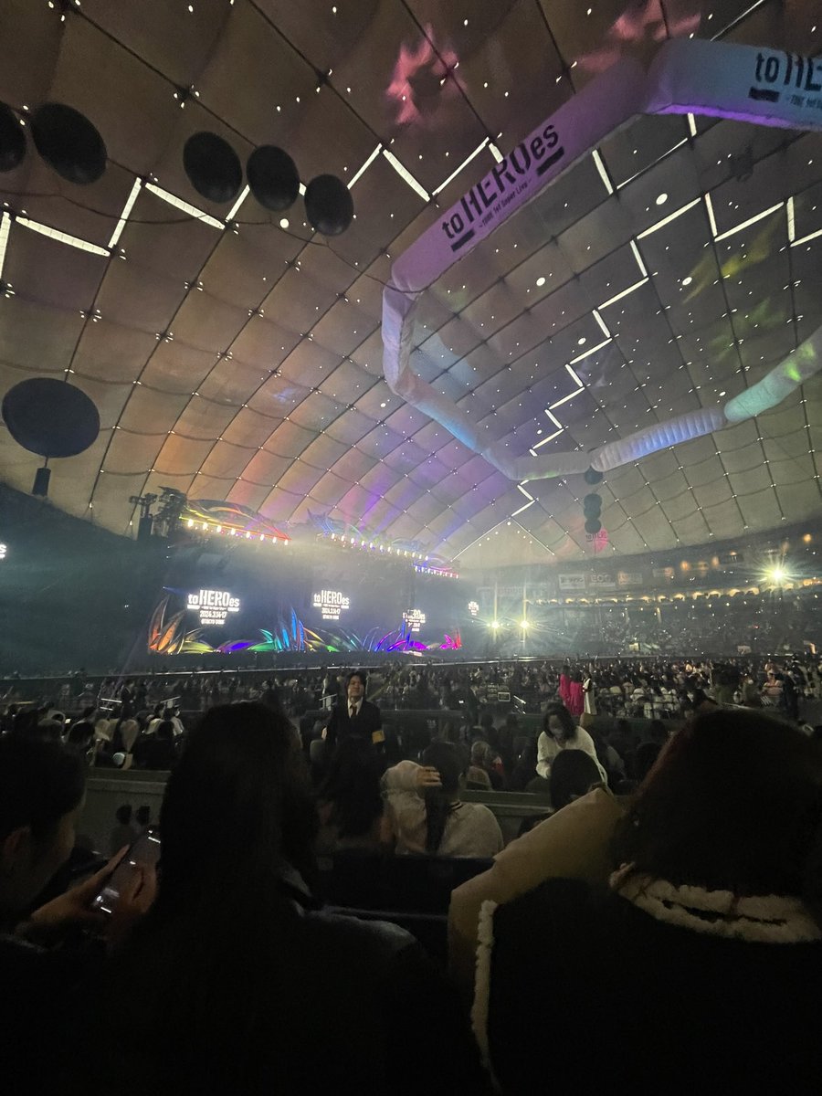 TOBE_toHEROes_Day1
人生初ドーム迫力凄すぎて最高だった😭

 #tobe #tobe_toheroes_day1  #number_i #平野紫耀  #神宮寺勇太  #岸優太 #IMP #北山宏光  #三宅健  #大東立樹  #タッキーありがとう #東京ドーム #toheroes  #live