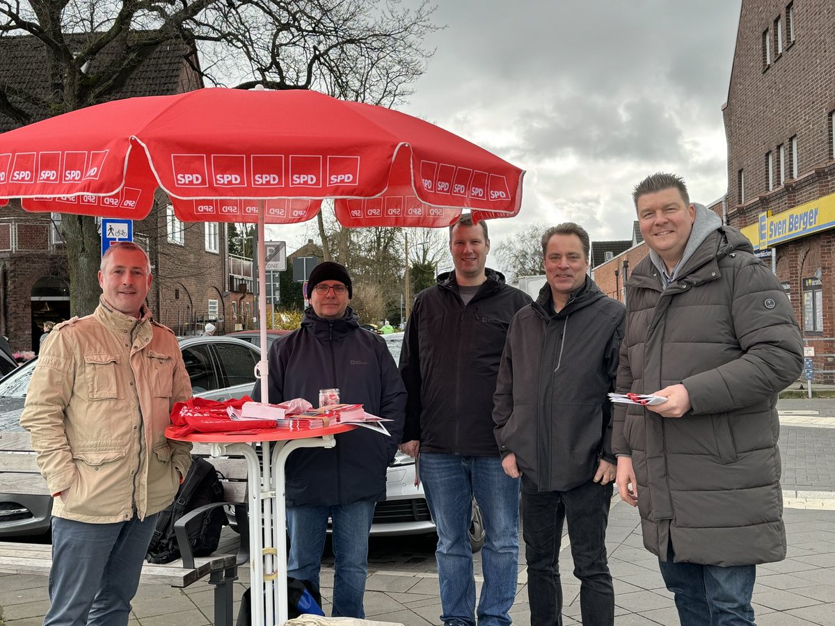 #HierfürHamburg - #HierfürsAlstertal - unterwegs am Samstag im Wahlkreis an ℹ️ Infoständen unserer Abgeordneten &amp; Distrikte vor Ort am #Tegelsbarg &amp; in #Sasel - gemeinsam mit <a href="/Doro_Martin/">Dorothee Martin</a> ⁦<a href="/marc_buttler/">Marc Buttler</a>⁩ <a href="/aschneiderhh/">André Schneider</a>⁩ <a href="/SPDSasel/">SPD-Distrikt Sasel</a> <a href="/spdwandsbek/">SPD Wandsbek</a> ⁦<a href="/spdfrakwandsbek/">SPDFraktion Wandsbek</a>⁩ 👍