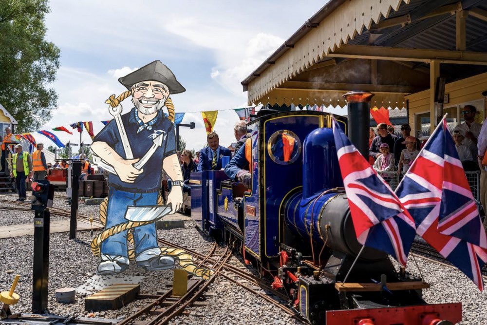 Only 75d til @BathandWest 1/2 term family fun for all + a train ride for the railway enthusiasts 🚂. Shelter from the sun with a drink and enjoy quality singing in the Pilton Tent (@glastonbury sponsored) on Thurs 30th May. @pobshantycrew will be singing there, too ⚓️🎶🍻🐄🐖🐑