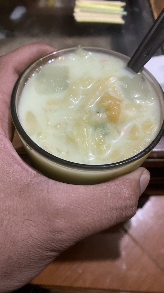 Ngambil paku buat nusuk balon, idolaku tetap es blewah sirup melon #PantunCeria