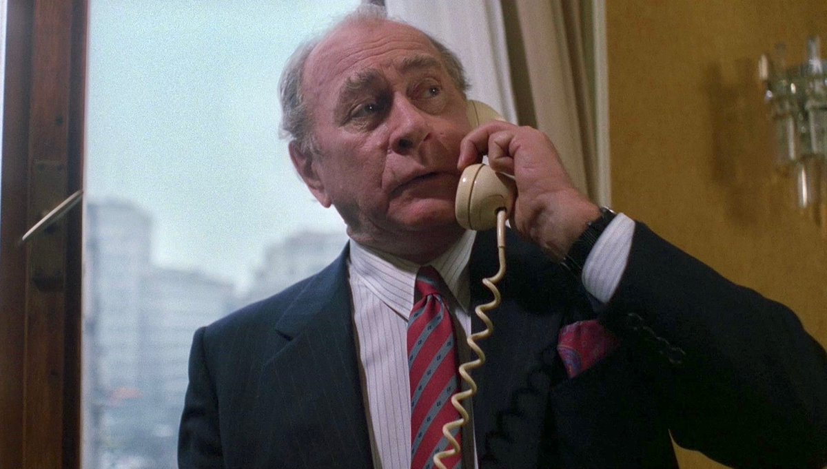 EugWSerra's tweet photo. Remembering the late, great Darren McGavin - born on this day in 1922. #DarrenMcGavin #KolchakTheNightStalker #DeadHeat #HappyHellNight https://t.co/a6vpcOtJAd