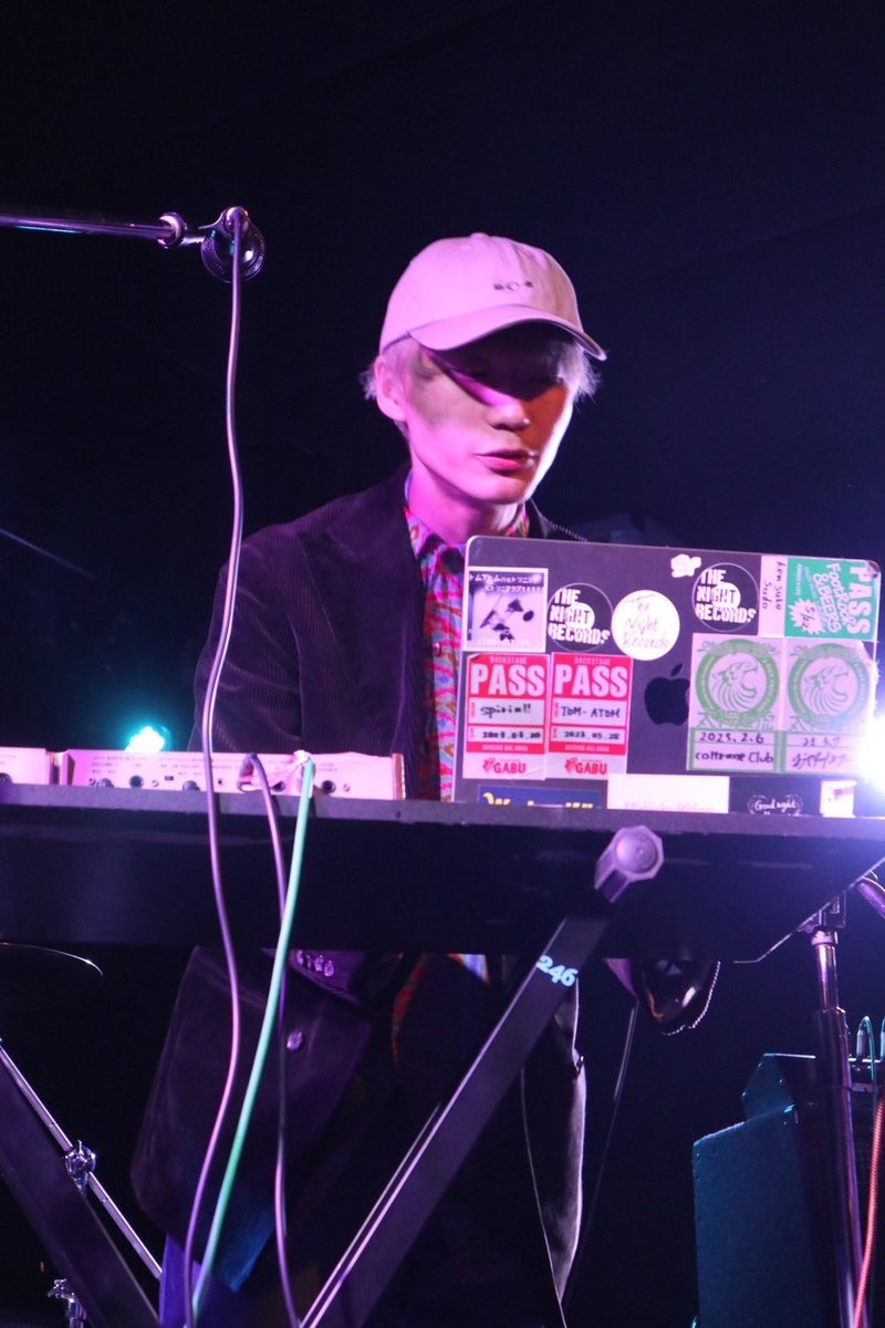 geragera0425's tweet photo. 【LIVE PHOTO】TOM-ATOM

2024.2.28(wed) Studio246 JUSO

                 『New Wave』

\\ご来場いただきありがとうございました！//

#geragera #バンド #学生バンド #大学生バンド https://t.co/eTo7PsCYcp