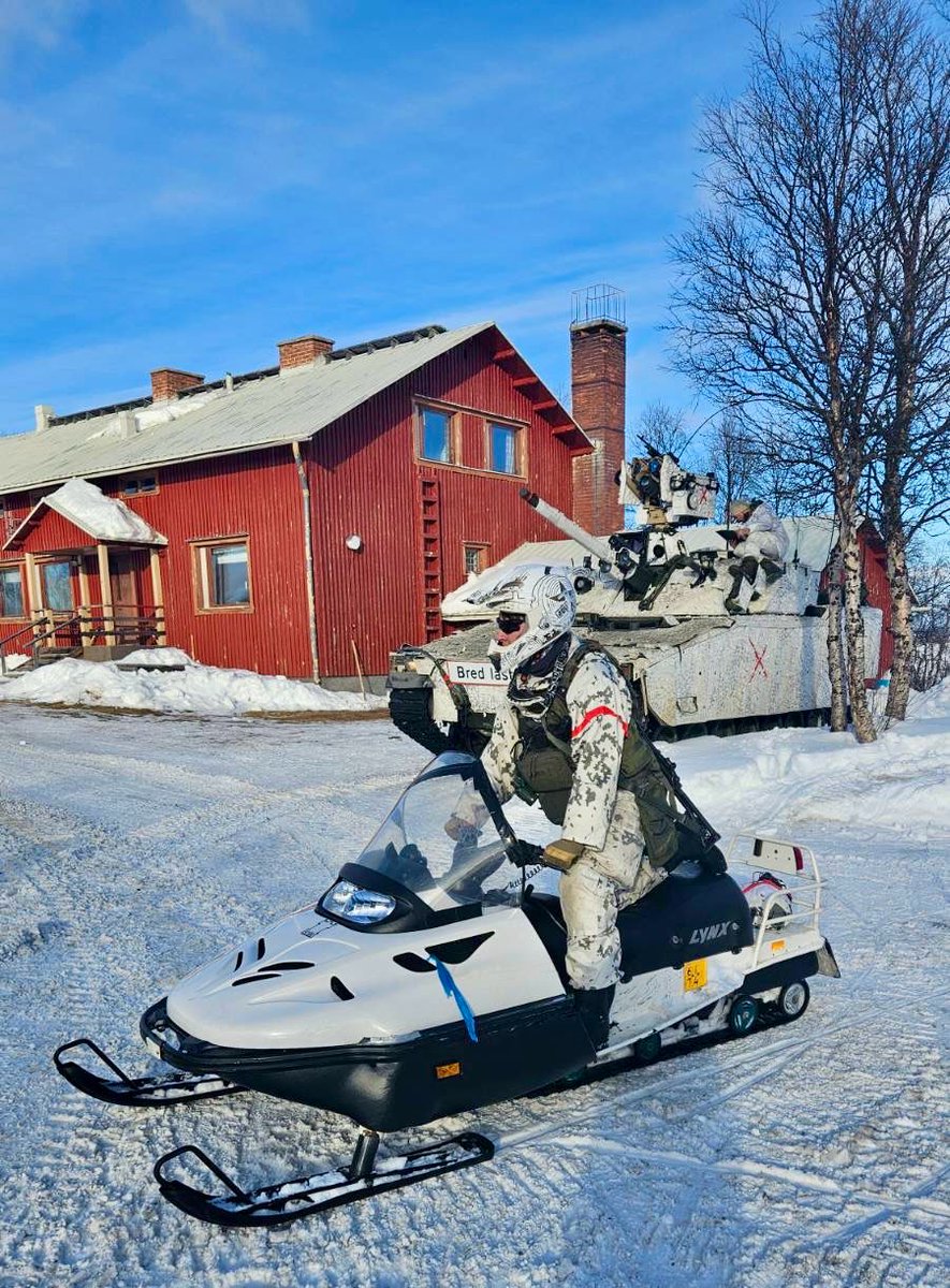 Maavoimien komentaja tweet media