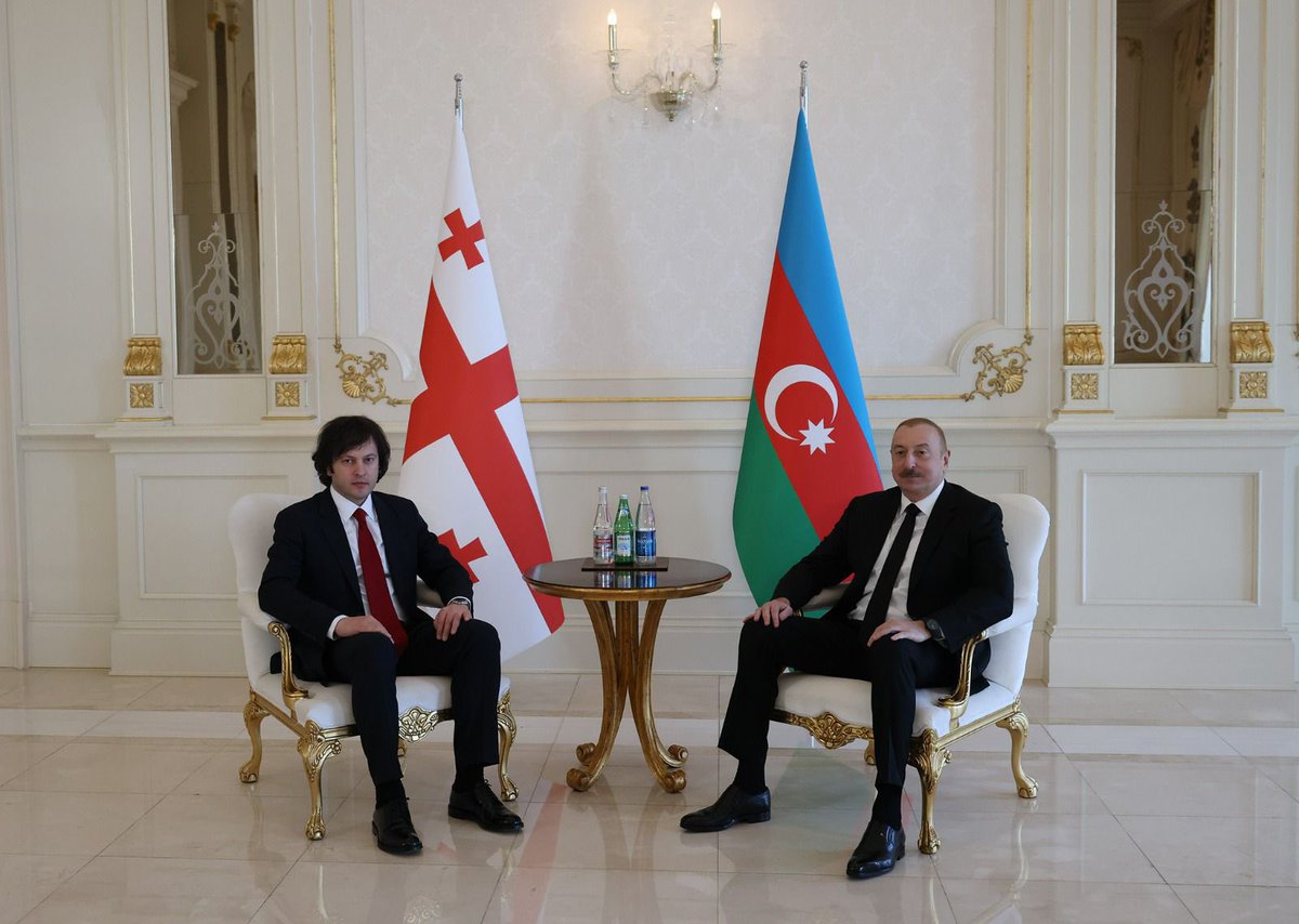 Pleasure to meet with @presidentaz on my first official visit to 🇦🇿 as the Prime Minister. Fostering the longstanding friendship and strategic partnership between our nations remains our priority. During the meeting we discussed joint opportunities in trade, energy,…