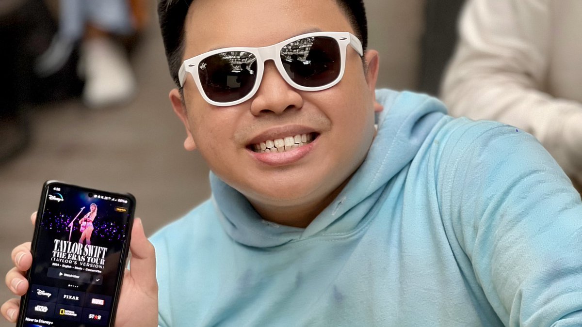 EmmSanFelipe06's tweet image. We never go out of style… Take me home! ✨

The Eras Tour (Taylor’s Version) is now available on Disney Plus! 💙✨

Thank you, @taylornationphl &amp;amp; @disneyplusph for inviting ME!

#TNPHWatchParty
#DisneyPlusPH
#TheErasTourTVOnDisneyPlusPH
#TSTheErasTourTaylorsVersion #TaylorSwift