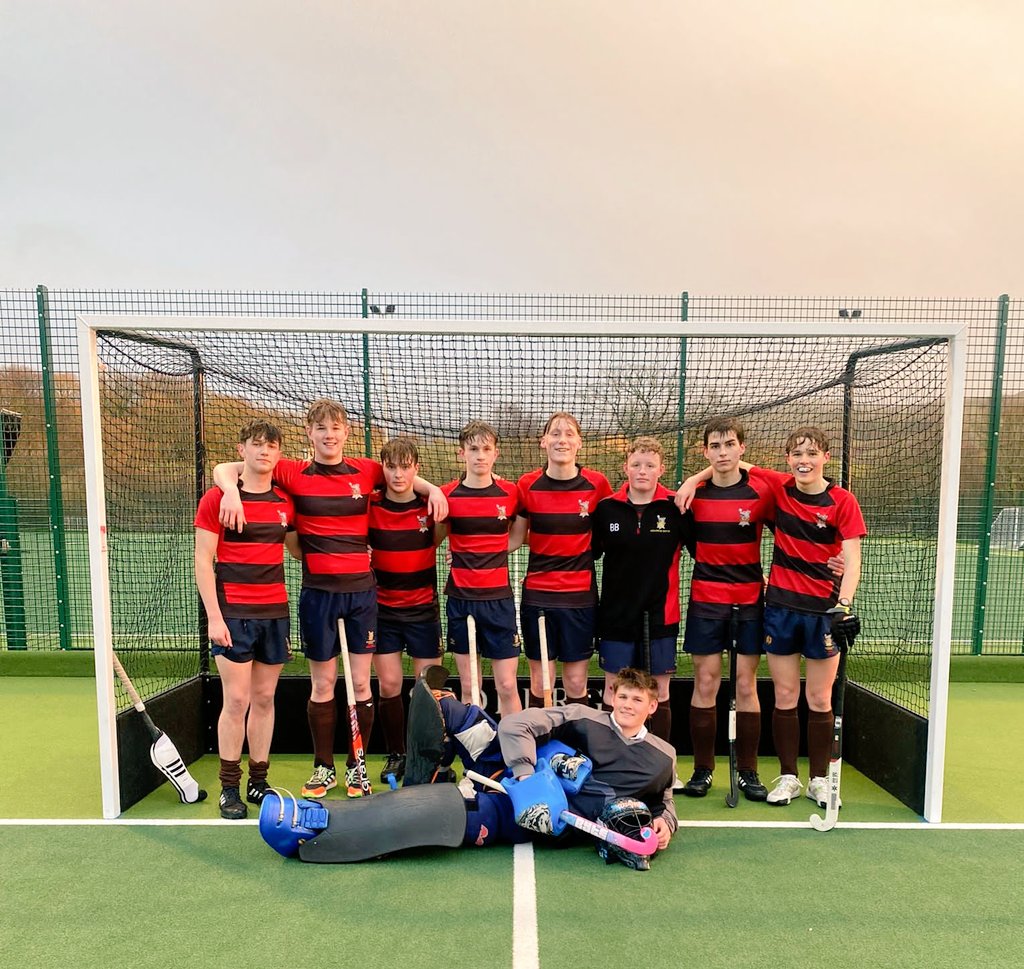 A big well done to @Sed_Sedgwick on defending their Senior House Hockey trophy, coming through a tough battle with the much improved @WinderHouse in the final. House Hockey is 🔴⚫️ for another year.