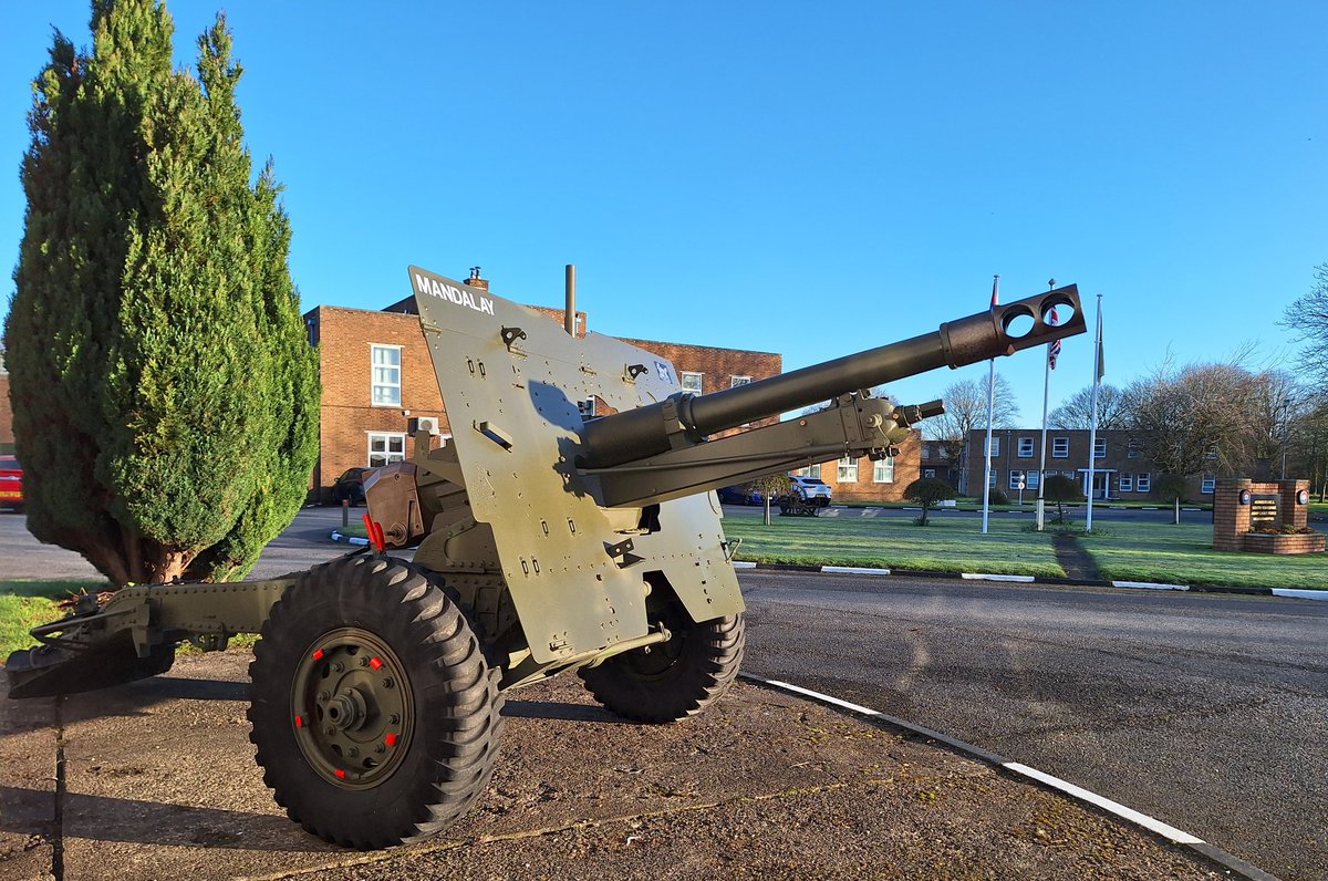 A fantastic addition to the @hsyacf1 cadet training centre. This gun saw action at Chindit in WW2. I am sure it will become a fantastic photo opportunity for our cadets (and volunteers)