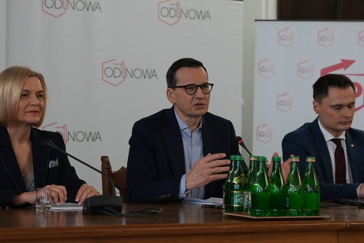 Premier @MorawieckiM podczas Konferencji Programowej @Od__Nowa 'Rzeczpospolita Samorządowa' : 🗨️ Proces zmian zapoczątkowany przez #ZjednoczonaPrawica musi być kontynuowany, abyśmy nie zatrzymali się w pół drogi. Naszym podstawowym celem jest doprowadzenie do stanu, w którym…