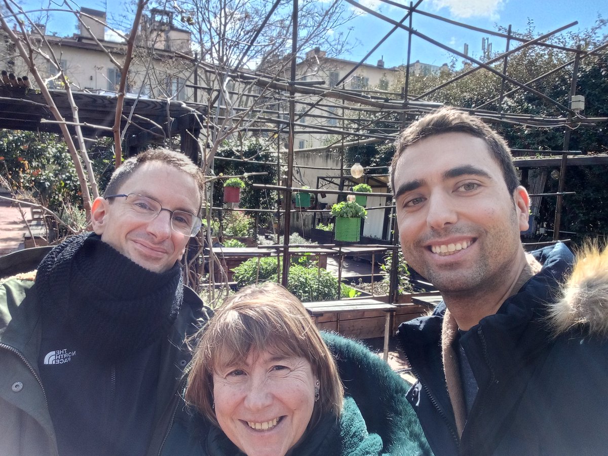 Un día fuimos a un jardín urbano en el centro de Florencia que usa la permacultura o agricultura sostenible. #ErasmusPlus <a href="/sepiegob/">SEPIE</a> <a href="/CepaLasRosas/">Cepa Las Rosas</a>
