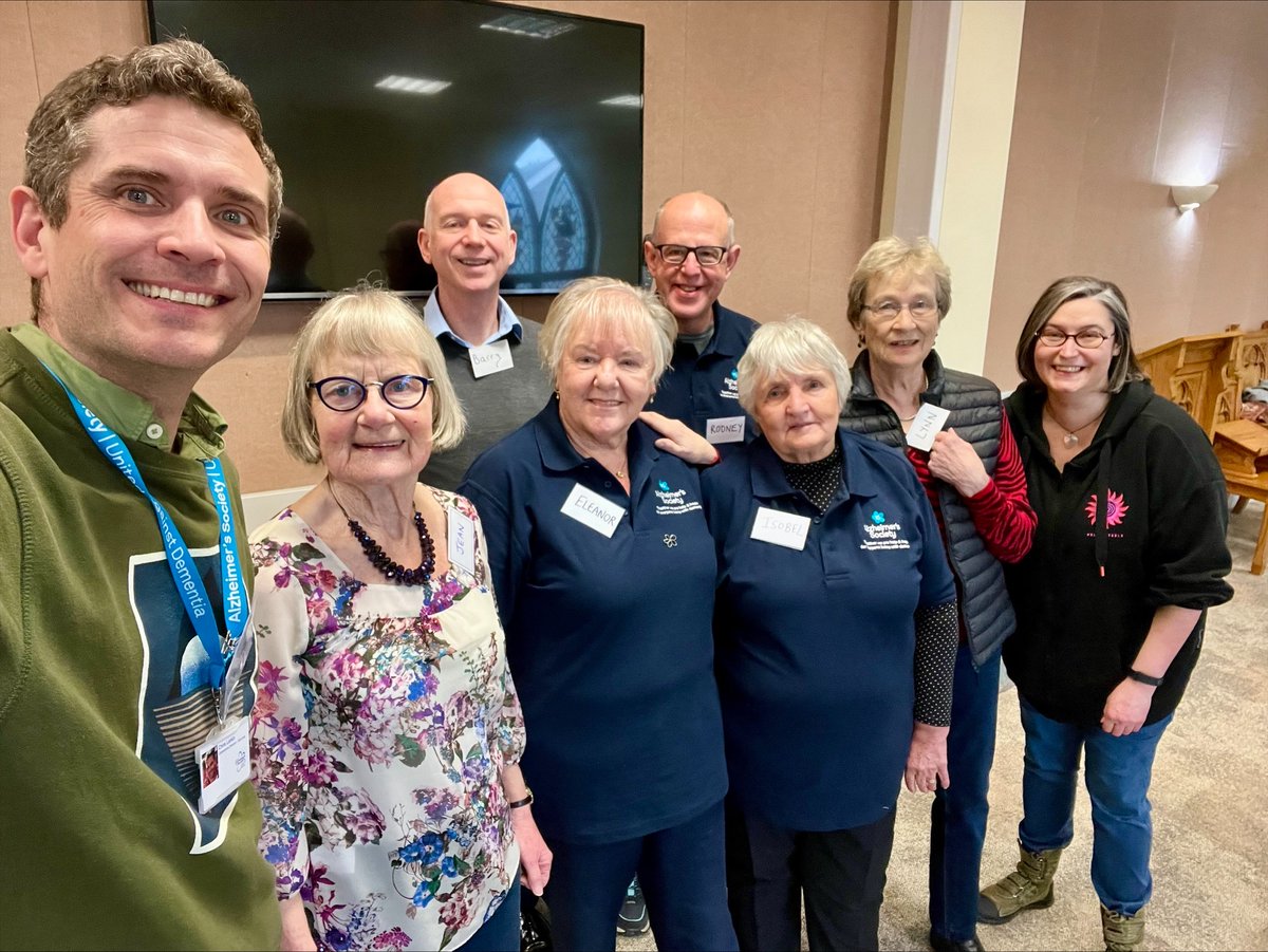 During his recently visit to Northern Ireland, Chis Larkin, Alzheimer's Society Associate Director of Services, met with the wonderful Singing for the Brain Group in Bangor. Chris was very warmly welcomed by people with dementia, carers, volunteers and staff.