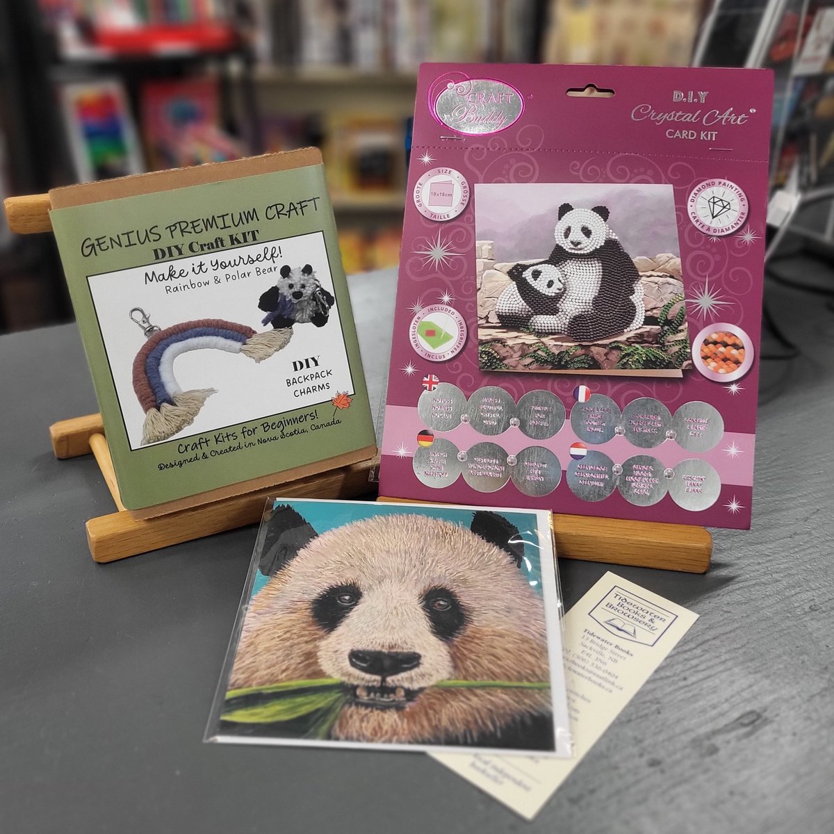 Tidewater_Books's tweet photo. It's #PandaDay & we have some great activity kits in-store to help you celebrate your bamboo eating friends! Like #NSMade DIY Panda Bear & Rainbow Backpack Charm kit & Panda Crystal Art Cards. Or #LocalArtist Leslie Cline's beautiful panda card? 💕🇨🇦📚🐼
https://t.co/WtFcBxaVCB https://t.co/XXvCj5joOf