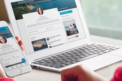 Autobombo laboral en LinkedIn: la tiranía de la marca personal online

“En el competitivo mercado laboral actual, no basta con tener un buen desempeño. Necesitás tener una marca personal estelar”.

“…la construcción de marca personal es una labor que requiere de tiempo y