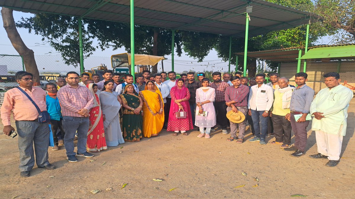 lalit801371's tweet photo. Team of 50 #farmer's from #MilletMission @minmpkrishi #Anuppur #MadhyaPradesh join us today at @BISA__India Jabalapur to exploring the #Diversification_in_agricultural & #Technologies.
#CapacityBulding
#CRA https://t.co/tPmRovdHOW