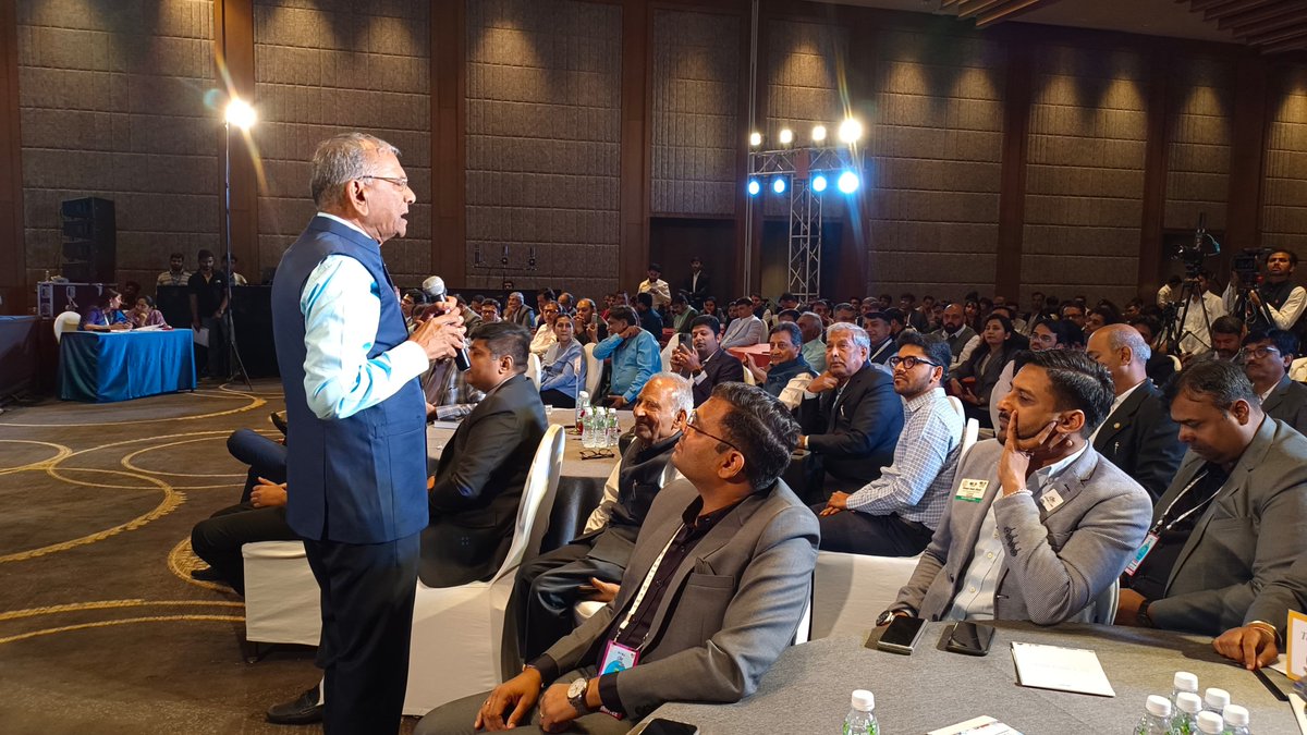 GovindLDholakia's tweet image. Today, I had the opportunity to share my life journey and experience with the remarkable audience at JITO, Ahmedabad. It was a wonderful opportunity to engage with brilliant minds. Together, let's continue to shine bright and work towards a stronger future for Bharat.
#purewisdom