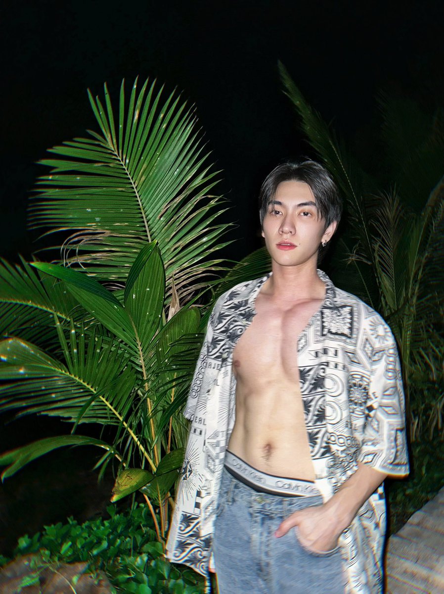 Bossckm_'s tweet photo. Vacation Time 🌴🌊

#Bosschaikamon #ShawtyBoss #BoNoh https://t.co/NXD90c4Tk2