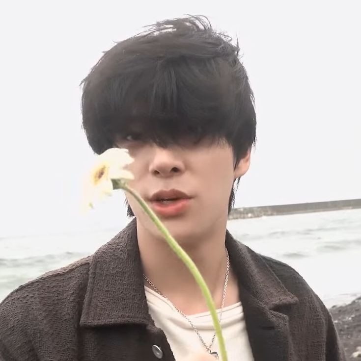 yuniyoiz's tweet image. day 2  𐙚

hi, i'm looking for engene moots ᯓ★

𖹭 she/her, 18, ot7, jake stan
𖹭 new to  #entwt 
𖹭 not new to #stantwt
𖹭 ult: txt, enha, skz

౨ৎ ⋆ ｡˚ i listen to other groups too