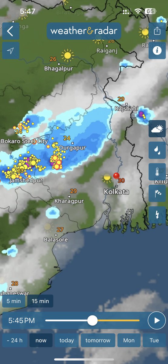 tanuj_er's tweet image. A Strong #Thunderstrom #Kalboishakhi  will hits #WestBengal #Kolkata #KolkataRains @indiametsky