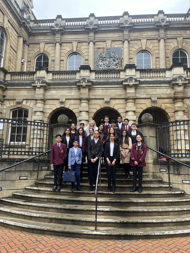 Our mock trials team competing at Reading Crown Court today! Amazing performances with outstanding eloquence and legal understanding on display. Well done all!