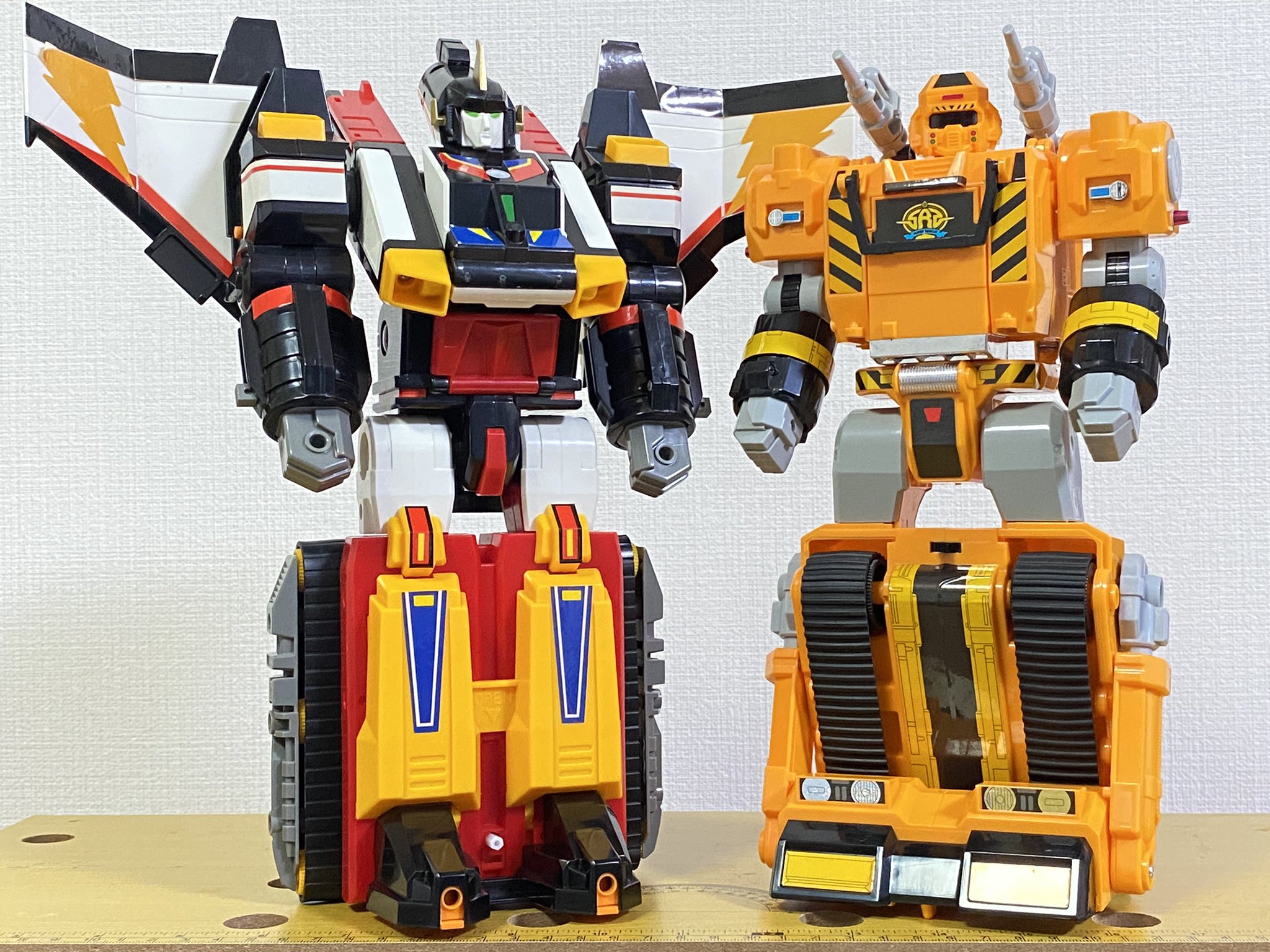 DX ソルドーザー 特救指令ソルブレイン】DXソルドーザー - YouTube