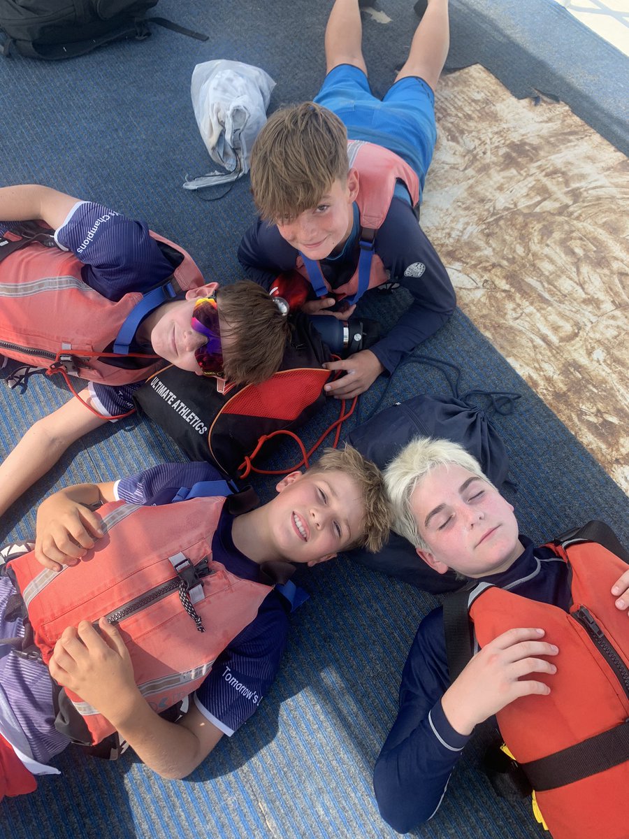 DC Lower School tweet media