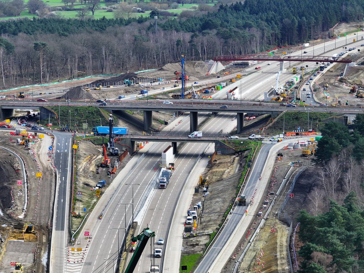 The first closure in its history of the M25 between J10 & 11. #M25 #Closed @itvmeridian @BBCNews @bbcsoutheast @BBCSouthNews